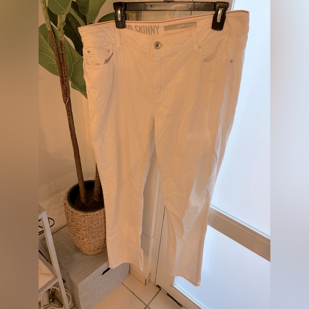DKNY Women's Skinny Jeans in White